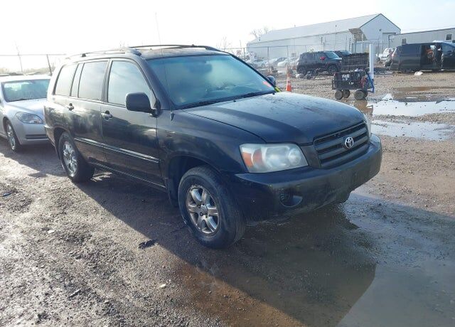 2004 TOYOTA Highlander