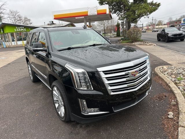 2020 CADILLAC Escalade