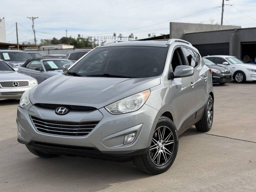 2013 HYUNDAI Tucson