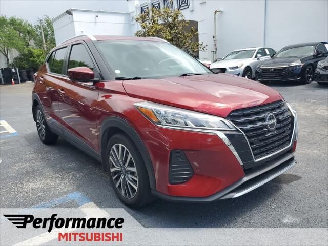 2023 NISSAN Kicks