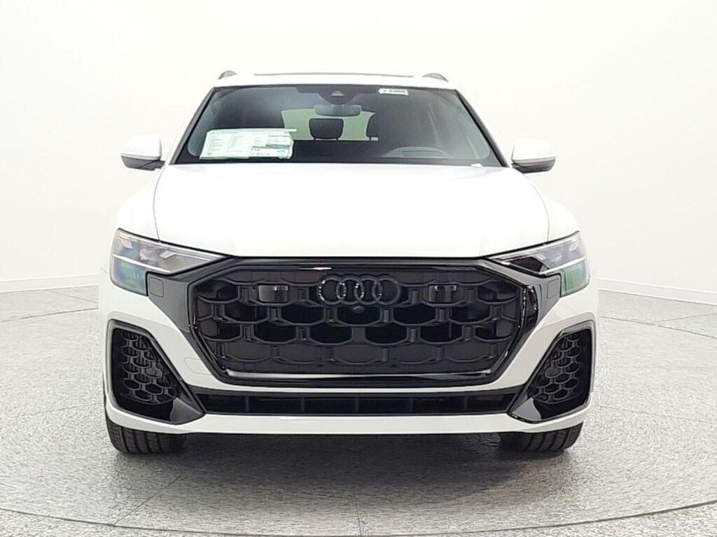 2026 Audi Q8