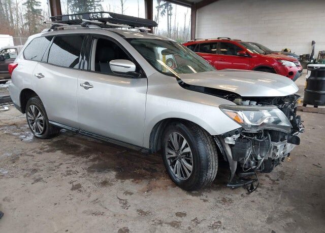 2018 NISSAN Pathfinder