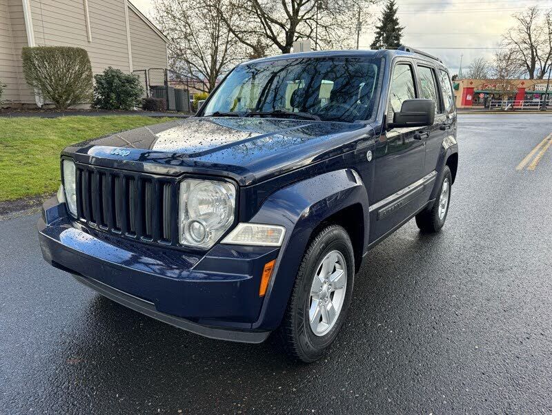 2012 JEEP Liberty