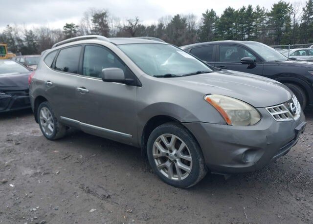 2011 NISSAN Rogue
