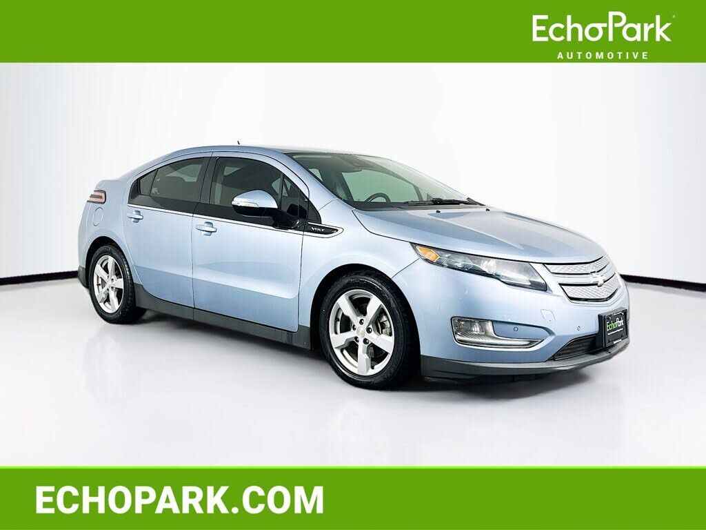 2013 CHEVROLET Volt
