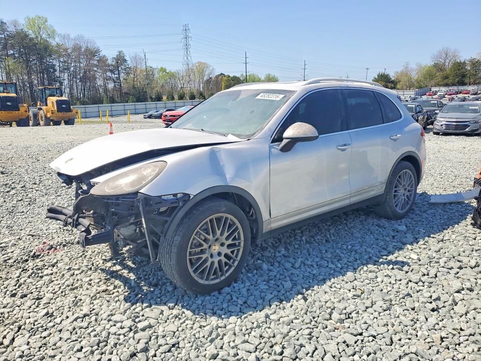 2011 PORSCHE Cayenne