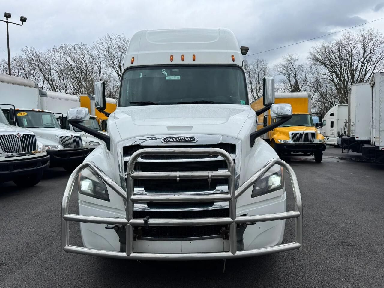 2021 FREIGHTLINER New Cascadia 126" Sleepercab