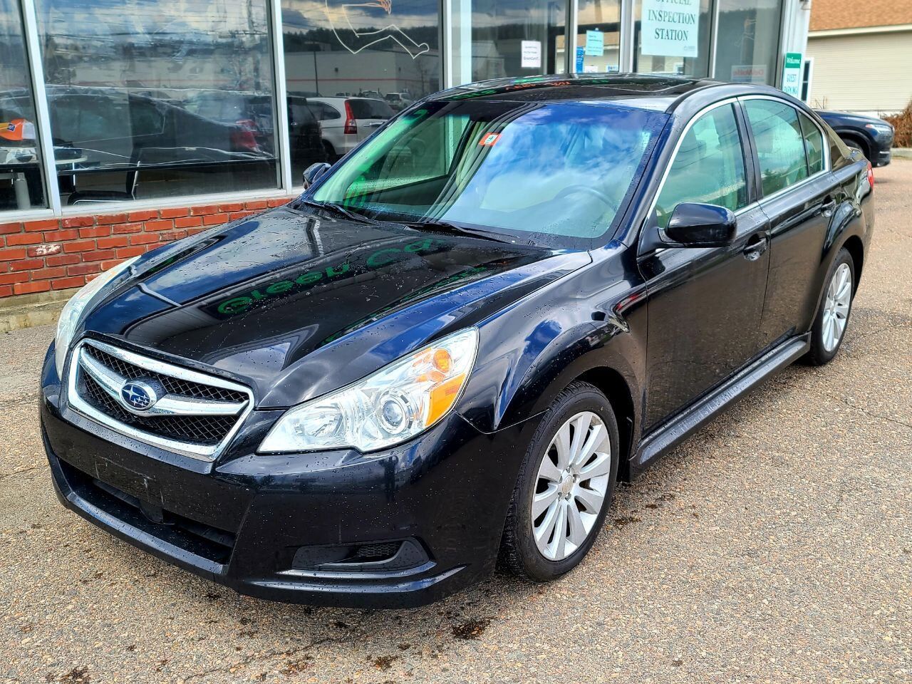2011 SUBARU Legacy