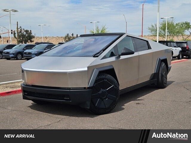 2024 TESLA Cybertruck