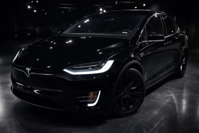 2016 TESLA Model X