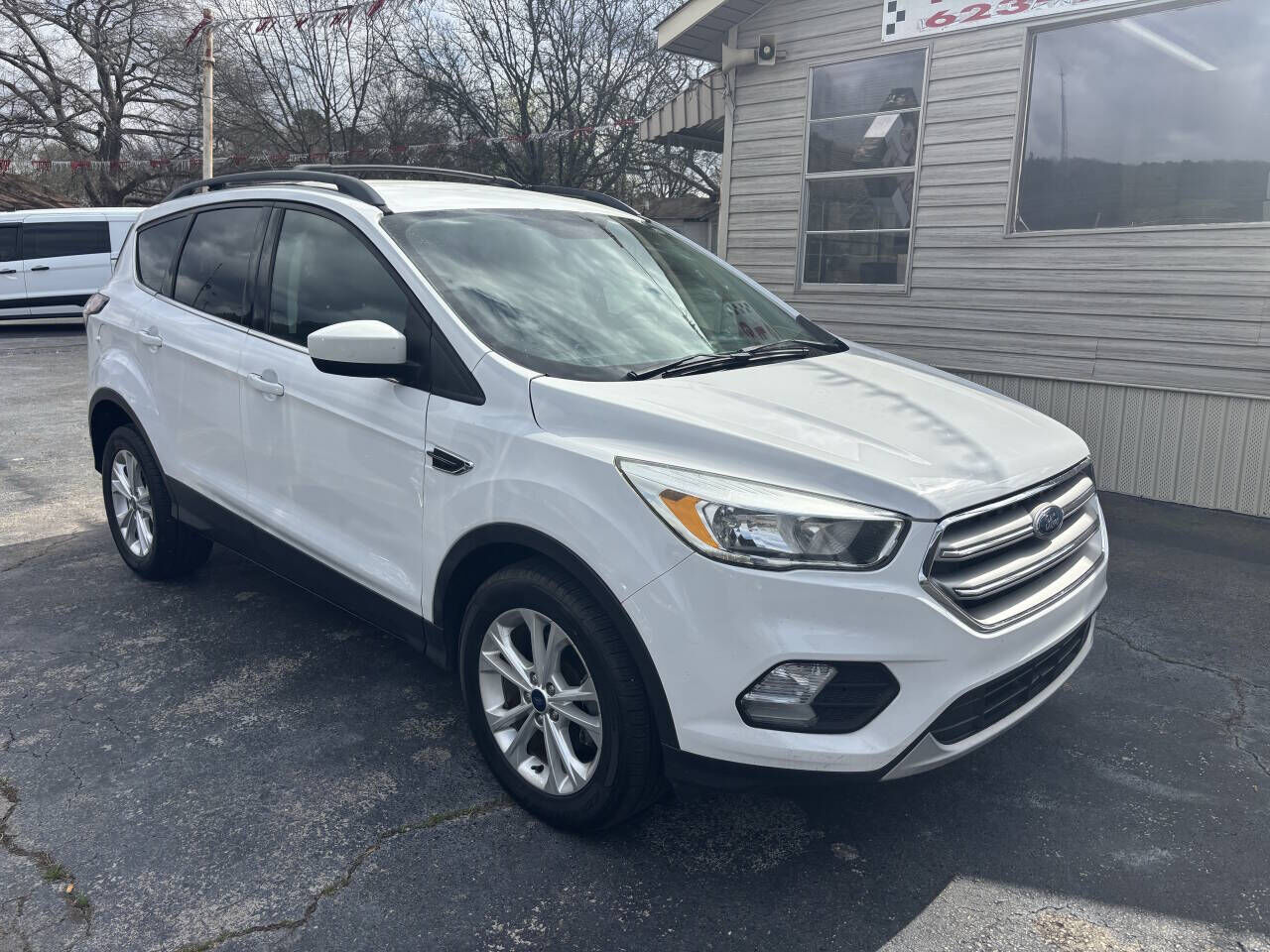 2017 FORD Escape