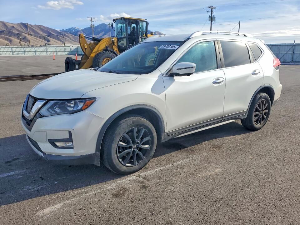 2017 NISSAN Rogue