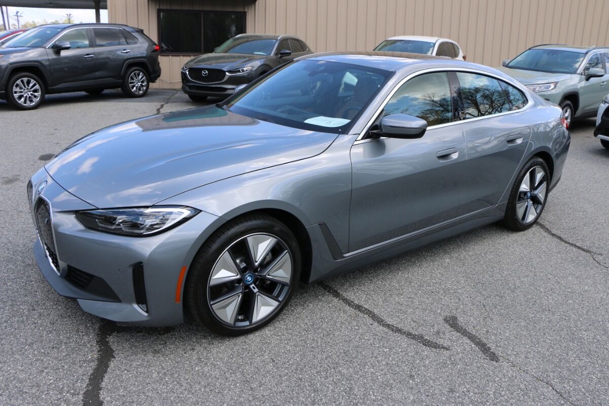 2023 BMW i4