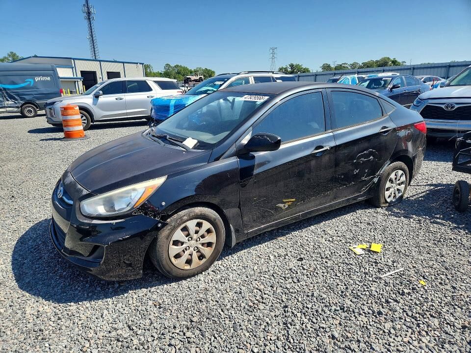 2015 HYUNDAI Accent