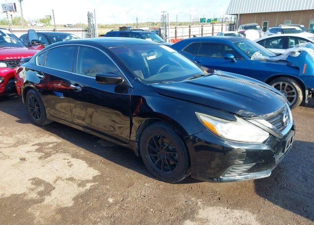 2017 NISSAN Altima