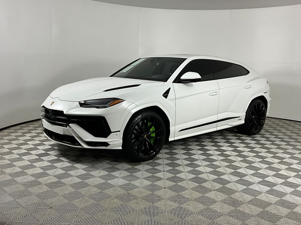 2023 LAMBORGHINI URUS