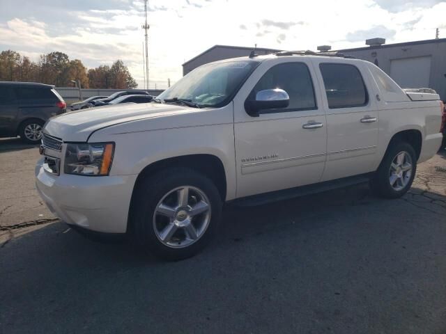 2013 CHEVROLET Avalanche