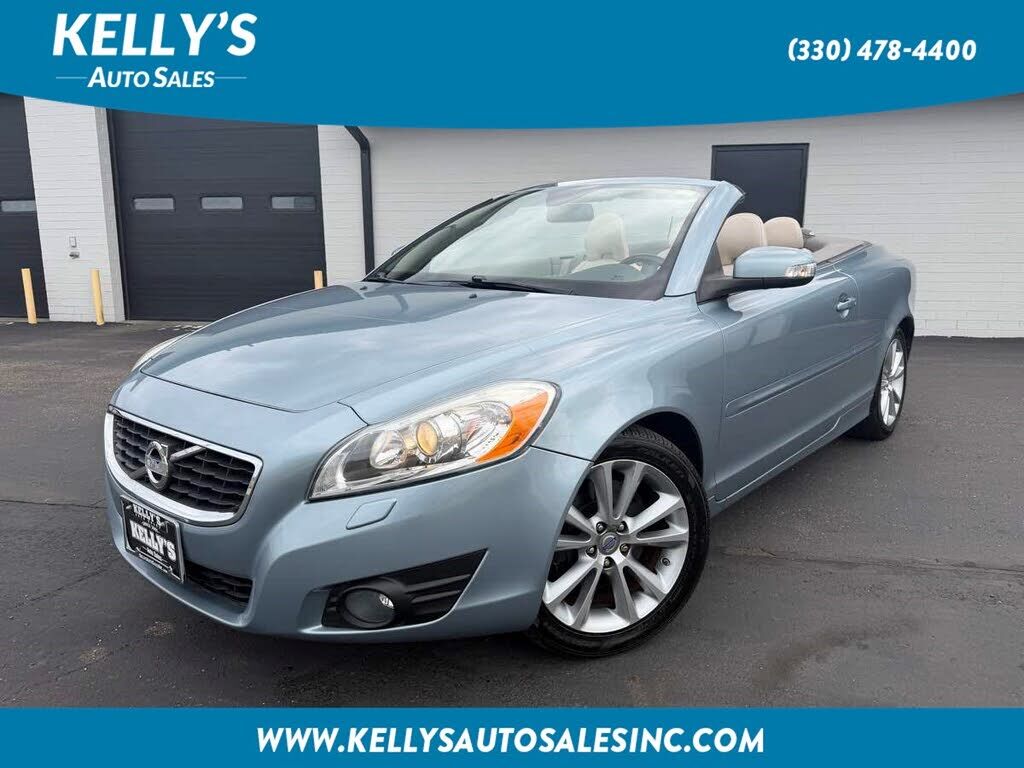 2011 VOLVO C70