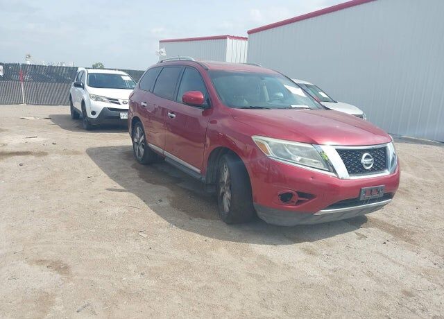 2015 NISSAN Pathfinder