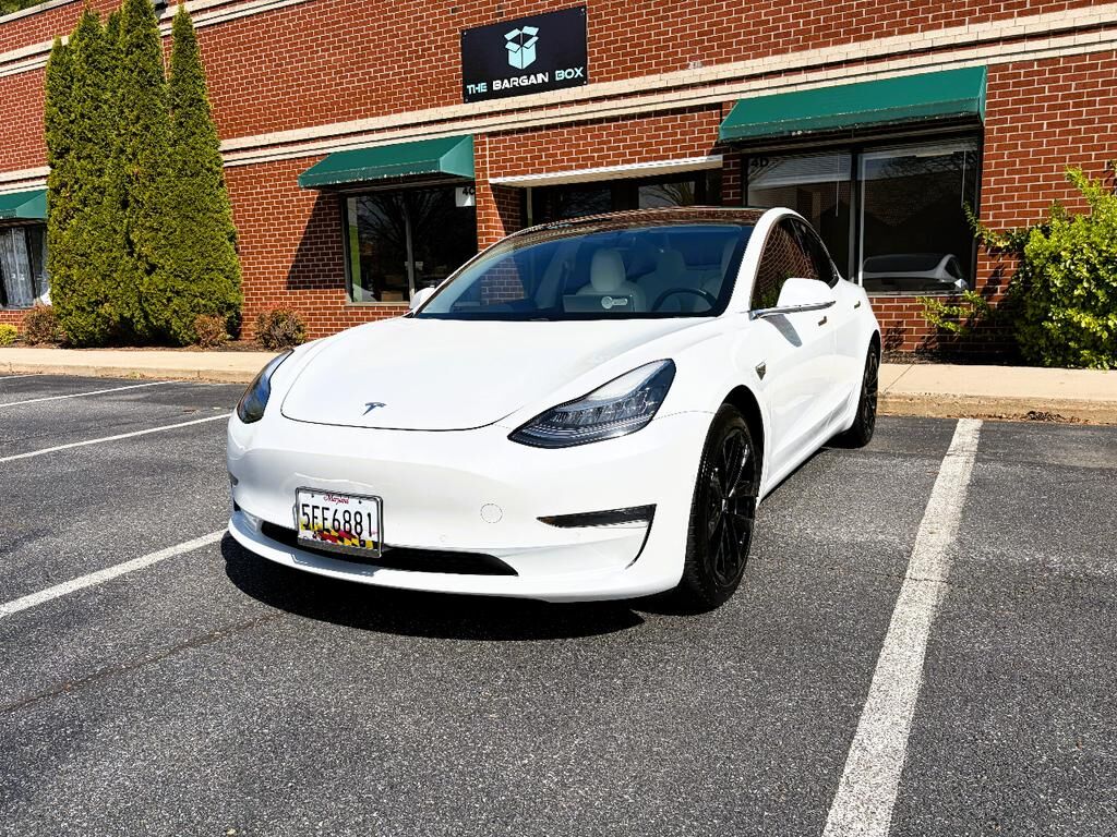 2019 TESLA Model 3