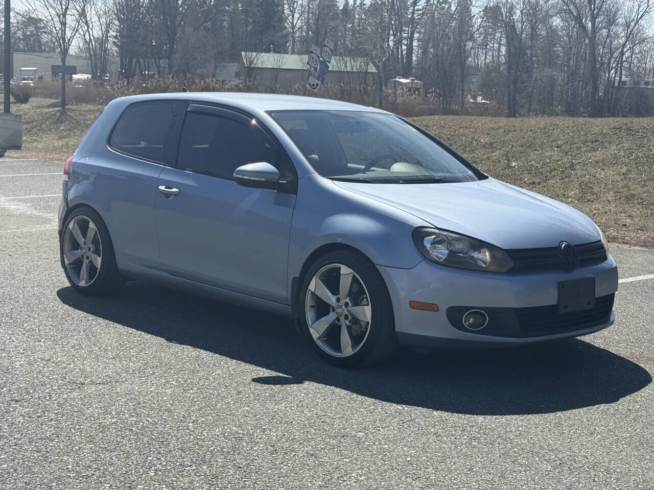 2011 VOLKSWAGEN Golf