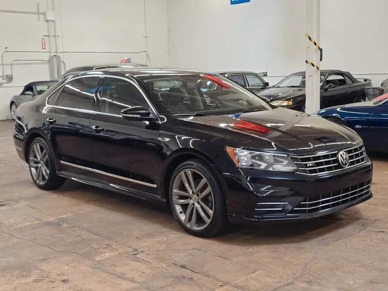 2017 VOLKSWAGEN Passat
