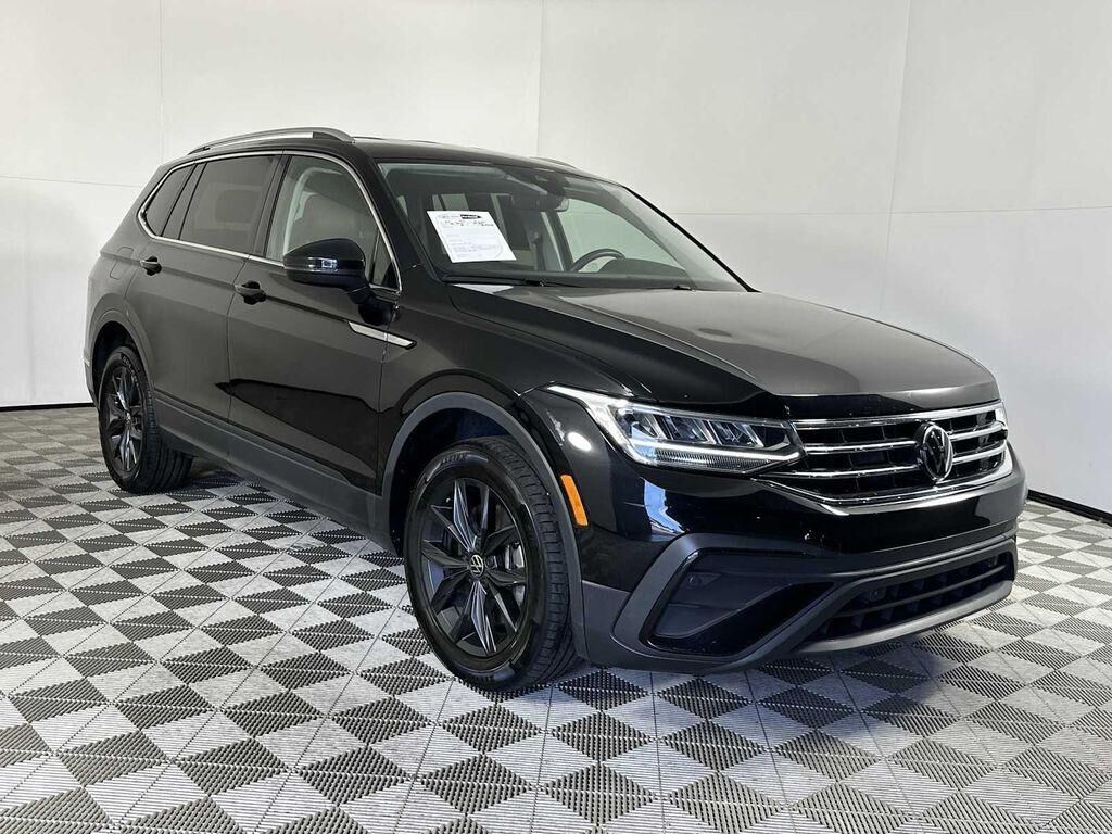 2024 VOLKSWAGEN Tiguan 4Motion