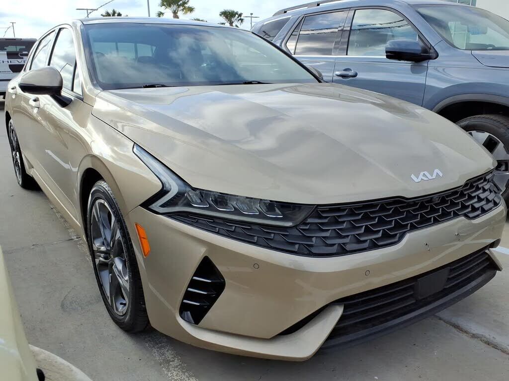 2022 KIA K5