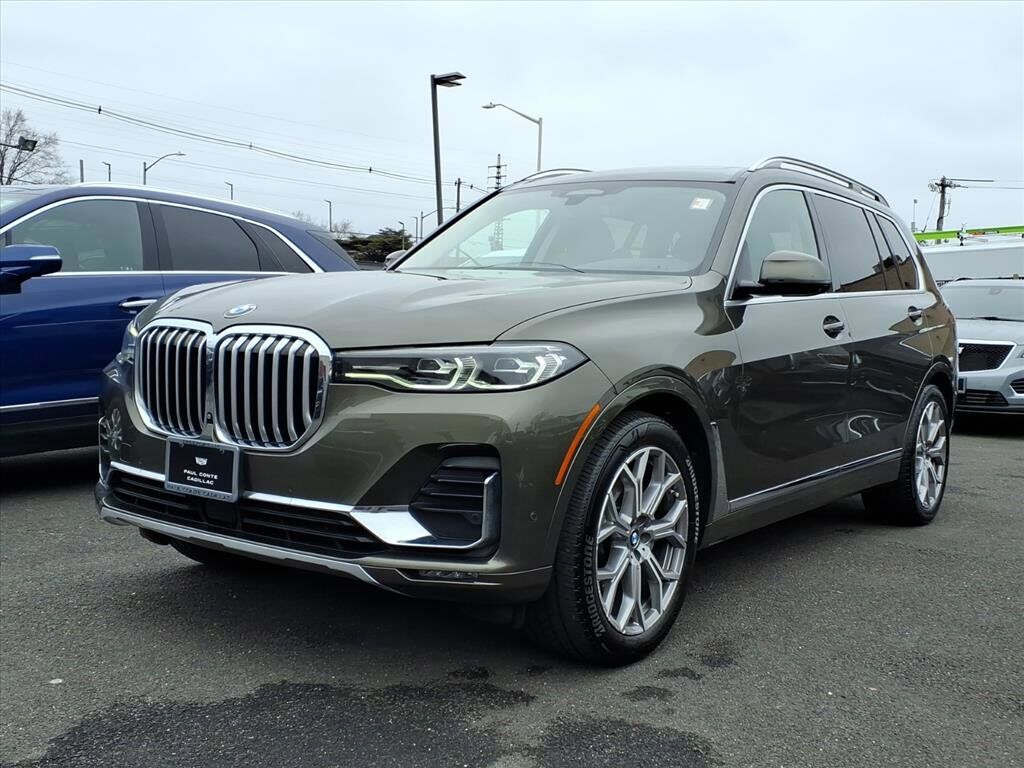 2022 BMW X7