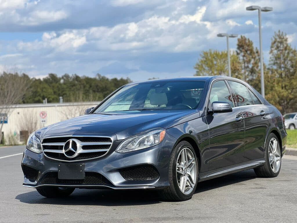 2016 MERCEDES-BENZ E-Class