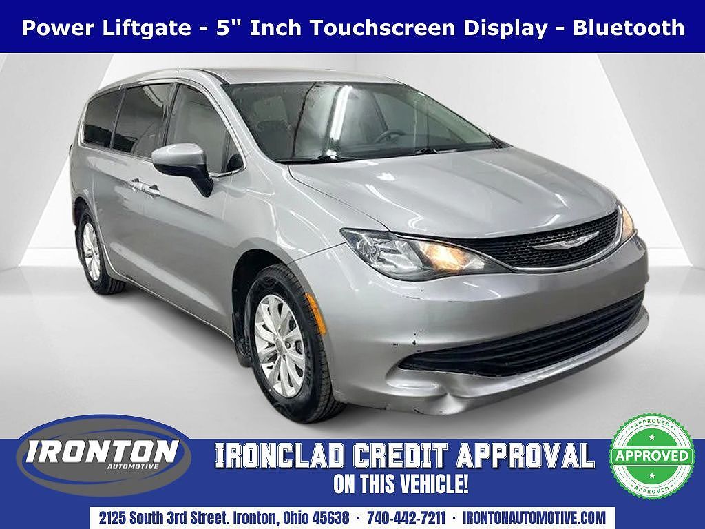 2017 CHRYSLER Pacifica