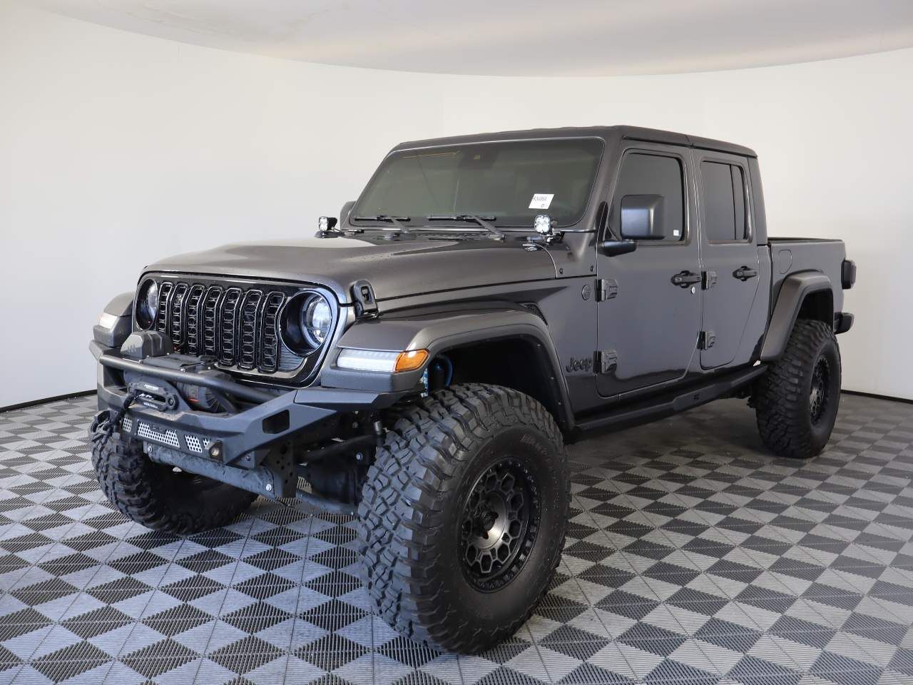 2024 JEEP Gladiator