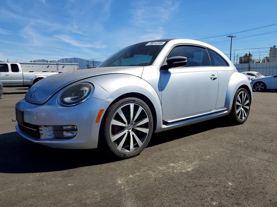 2012 VOLKSWAGEN Beetle