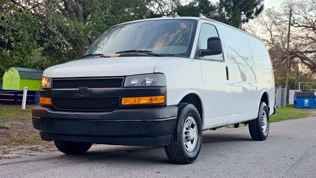 2019 CHEVROLET Express