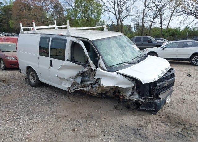 2013 CHEVROLET Express