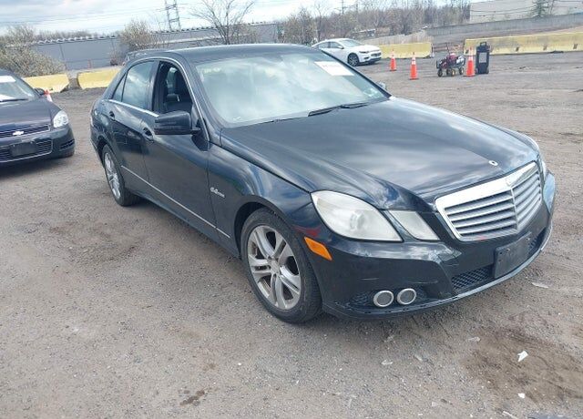 2011 MERCEDES-BENZ E-Class