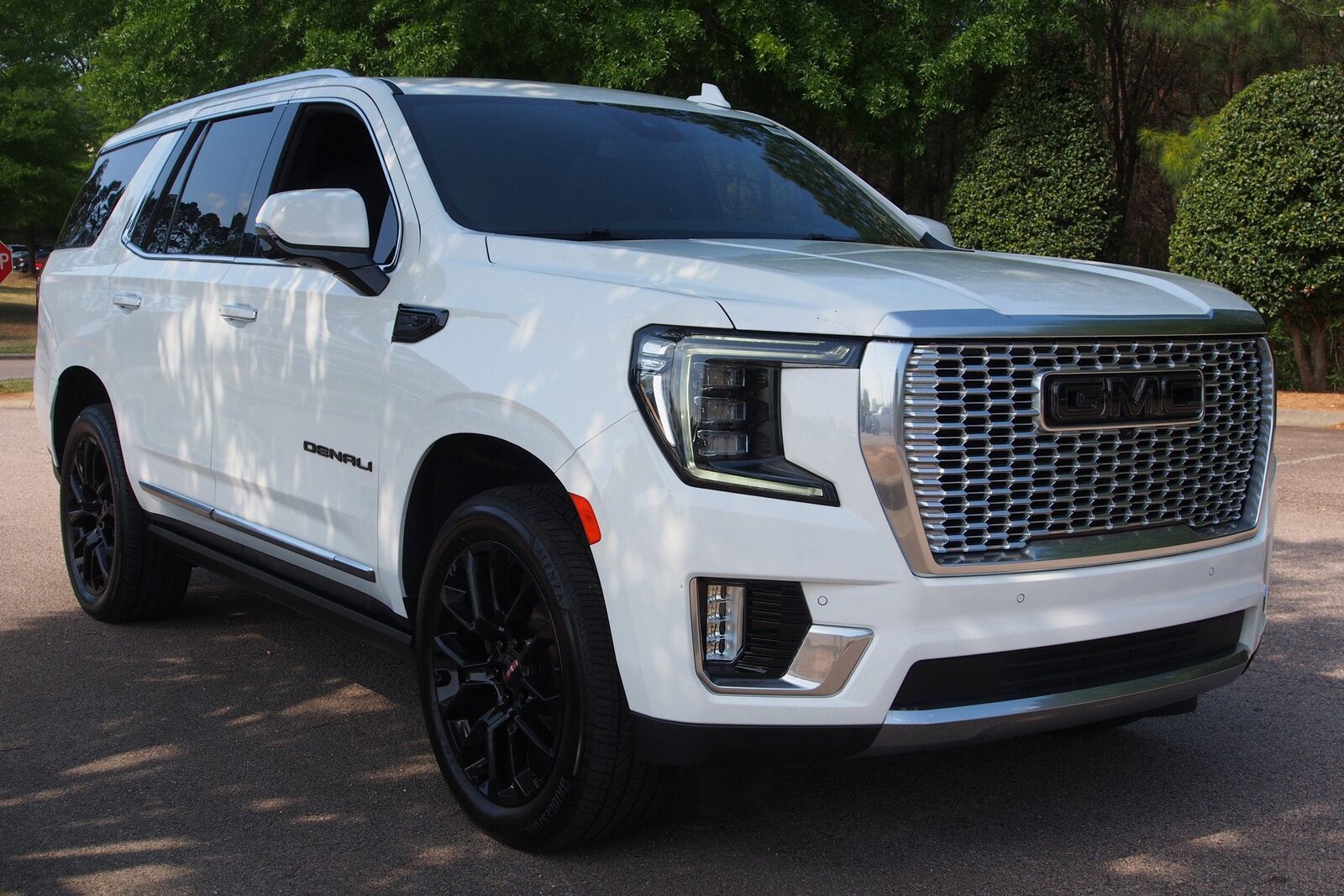 2023 GMC Yukon