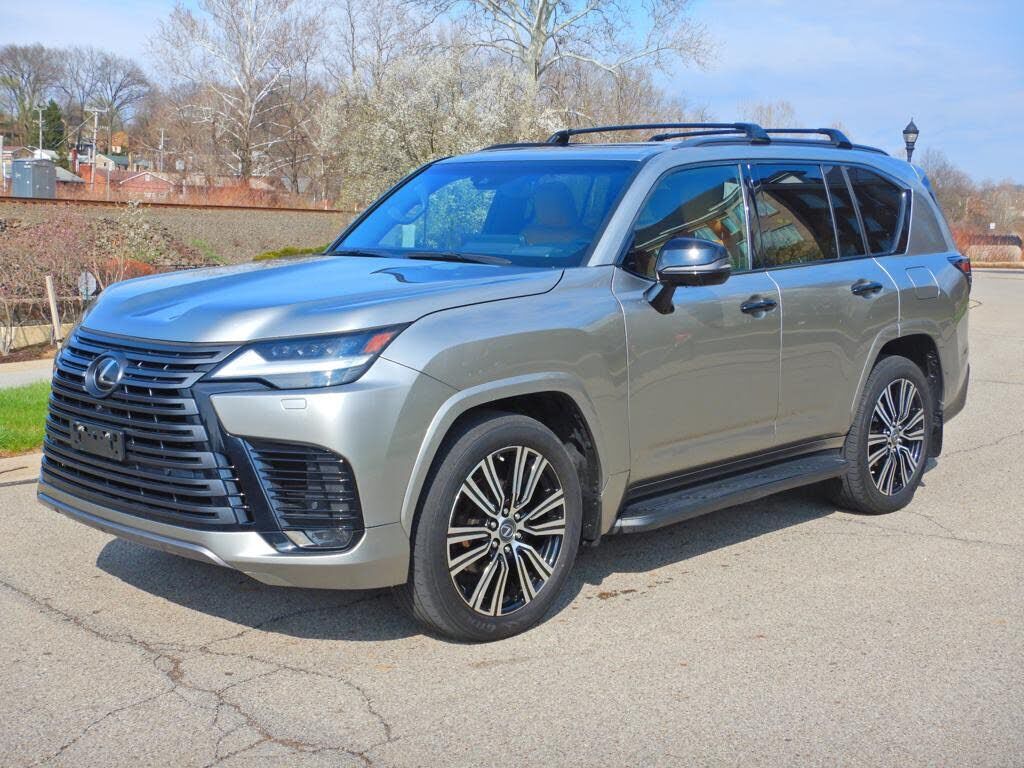 2023 LEXUS LX