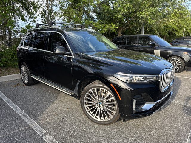 2021 BMW X7