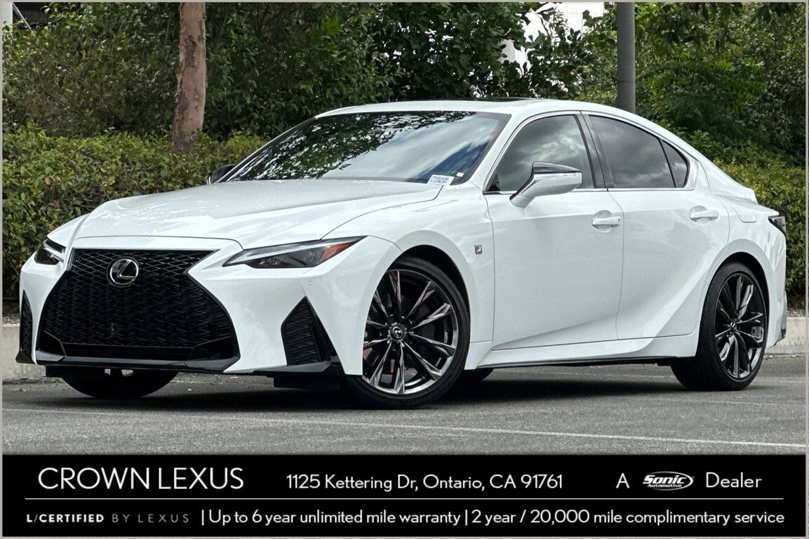 2023 LEXUS IS