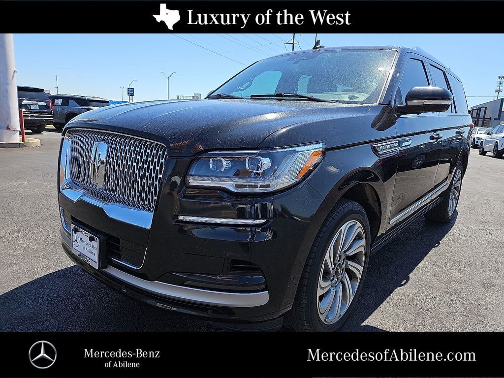 2022 LINCOLN Navigator