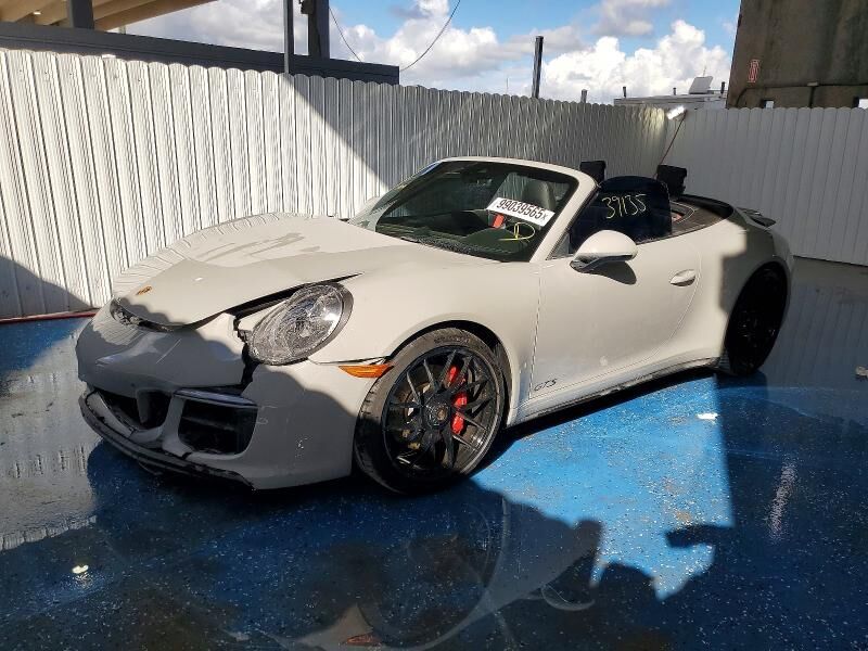 2019 PORSCHE 911