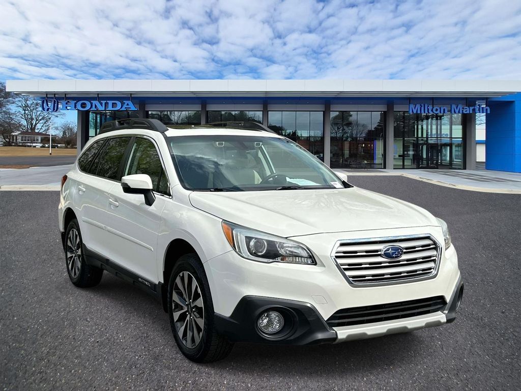 2017 SUBARU Outback