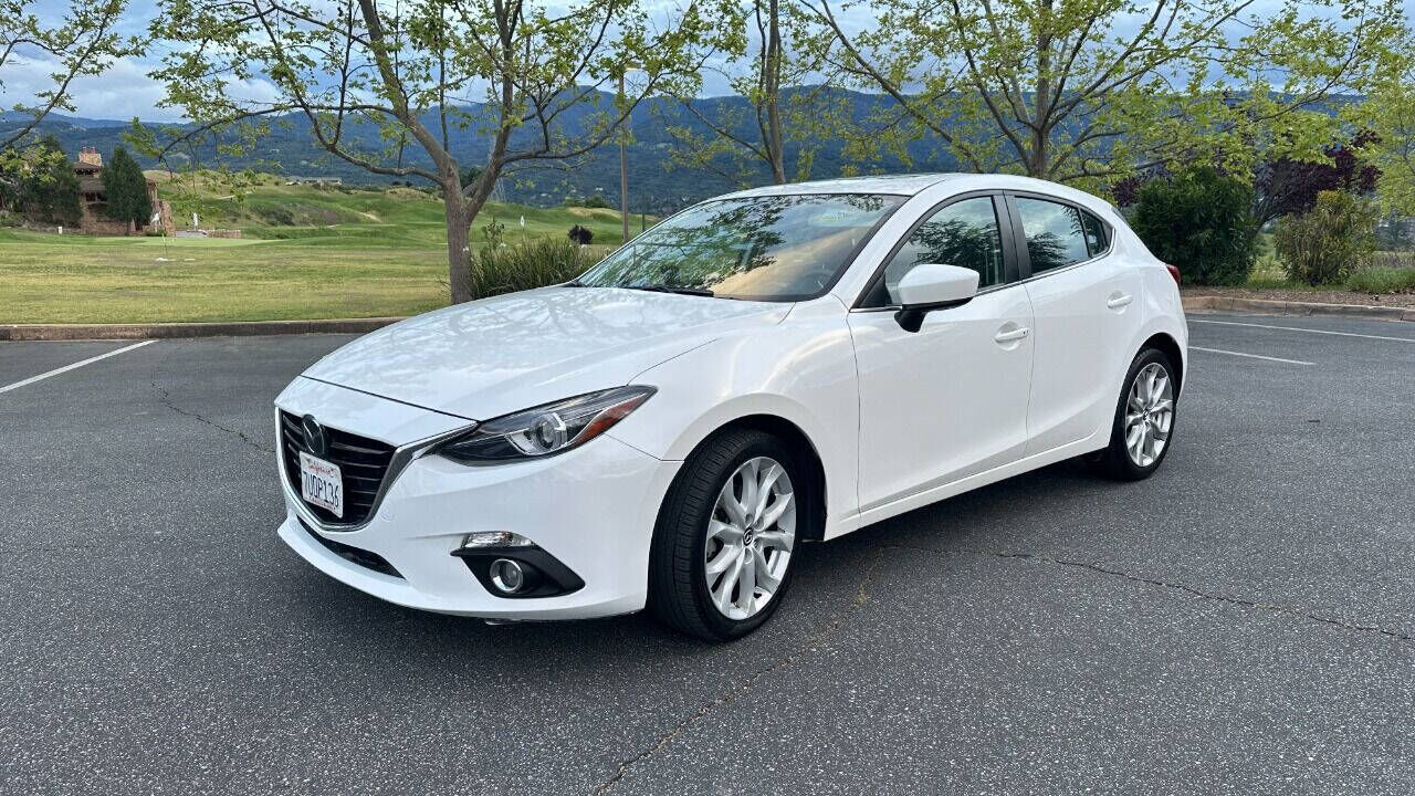 2016 MAZDA Mazda3