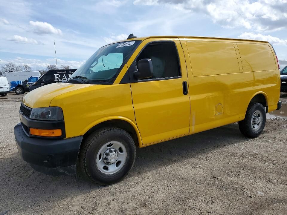 2020 CHEVROLET Express
