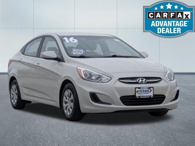 2016 HYUNDAI Accent