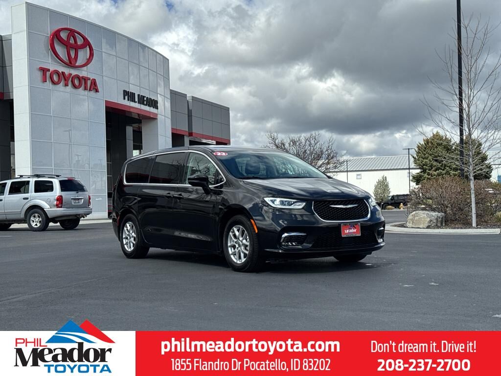 2023 CHRYSLER Pacifica