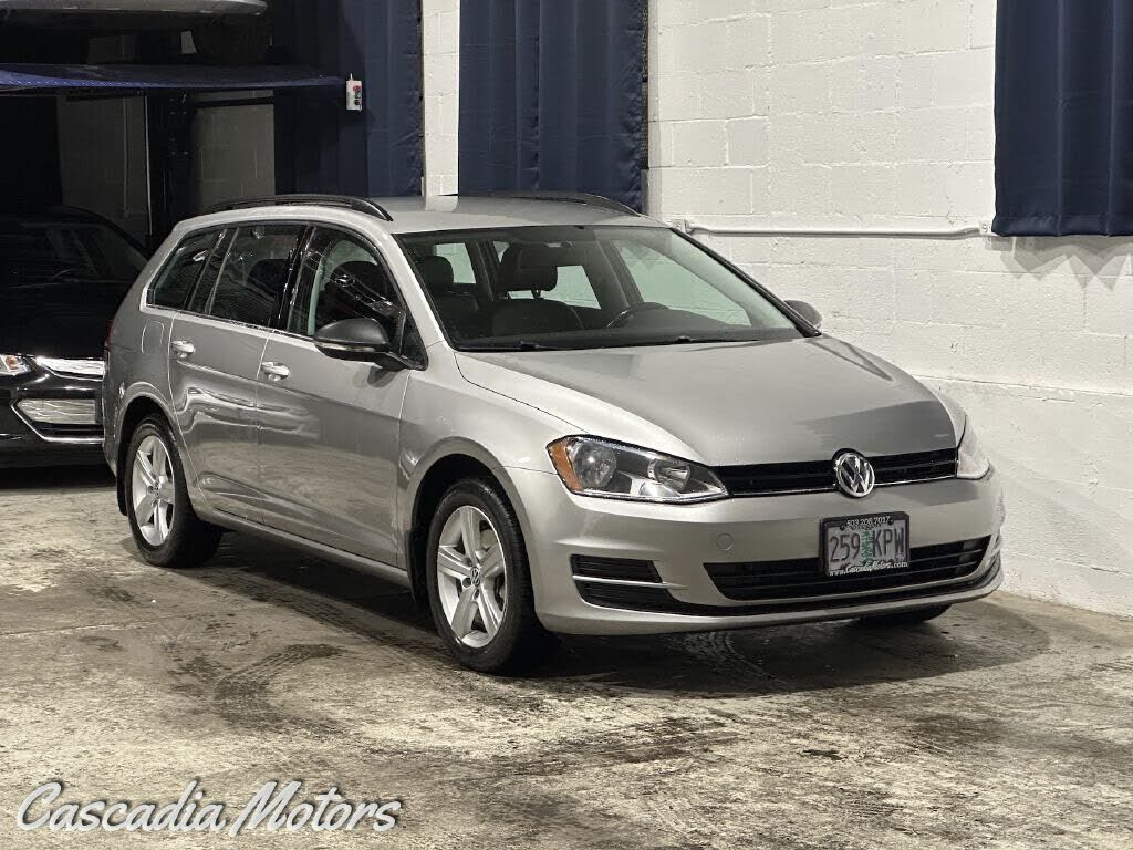 2015 VOLKSWAGEN Golf SportWagen