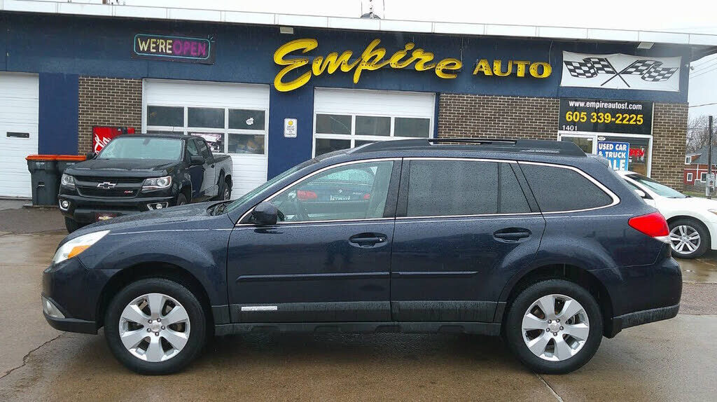 2012 SUBARU Outback