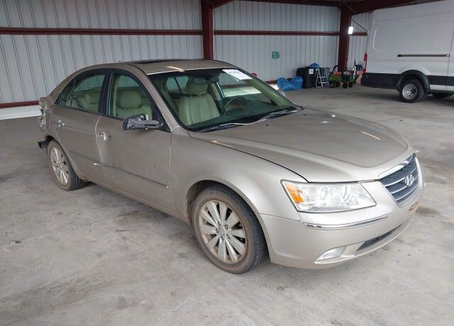 2010 HYUNDAI Sonata